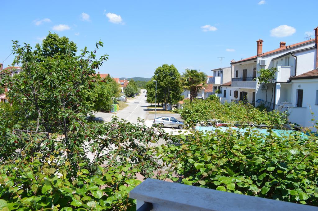 Apartment Bozac Rovinj Exterior foto